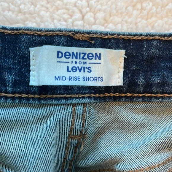 Denizen from Levi’s cuffed shorts, size 16 - Picture 2 of 5